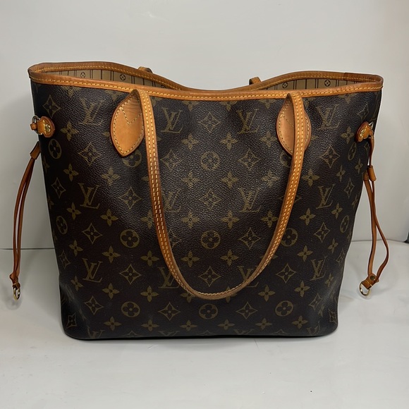Louis Vuitton Neverfull MM monogram beige interior - Picture 3 of 16